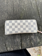 Louis Vuitton Portafogli Clémence in Tela Damier Azur e Interno Rosa Ballerine