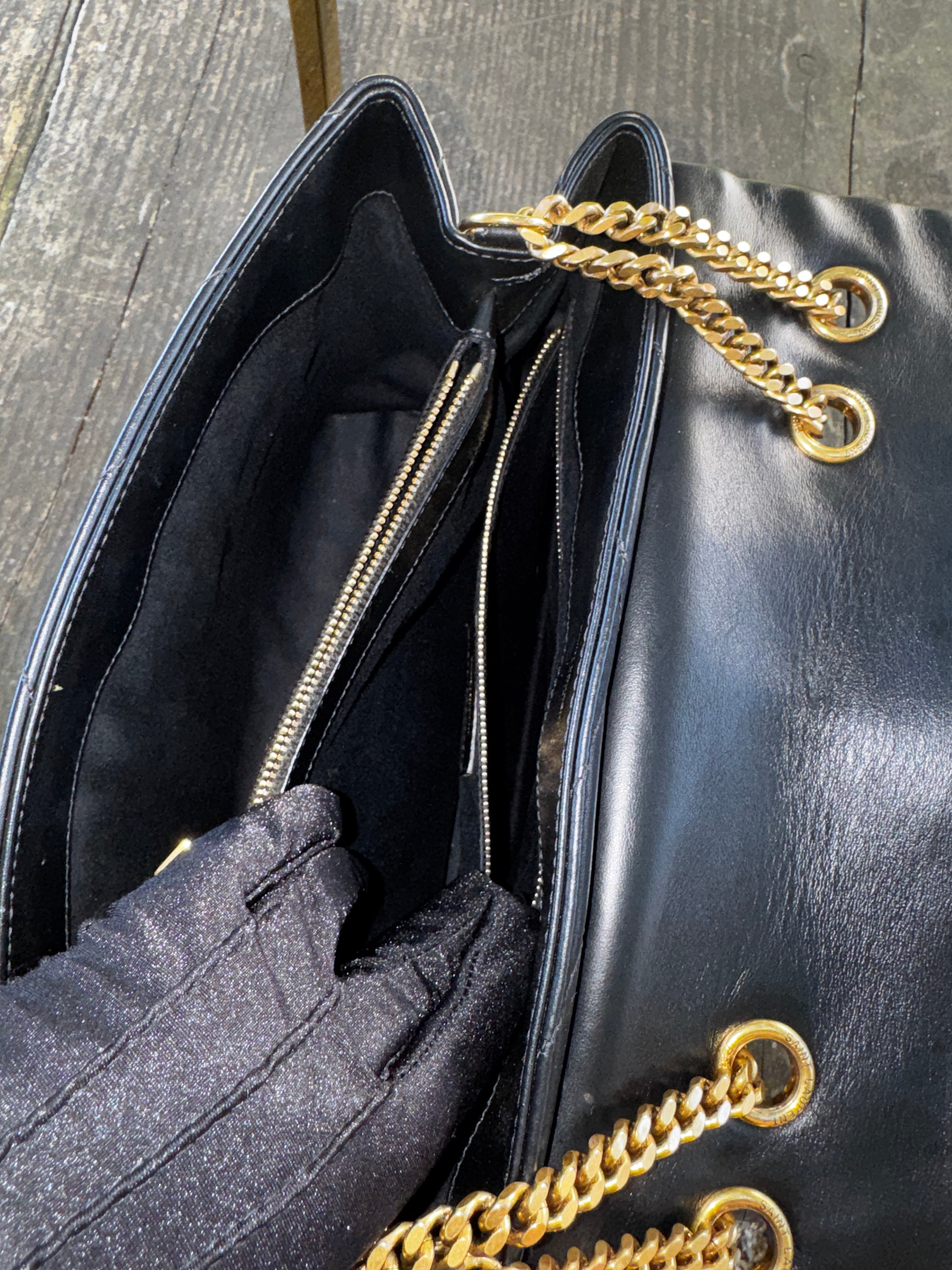 Saint Laurent Loulou Media in Pelle Matelassé - Nero