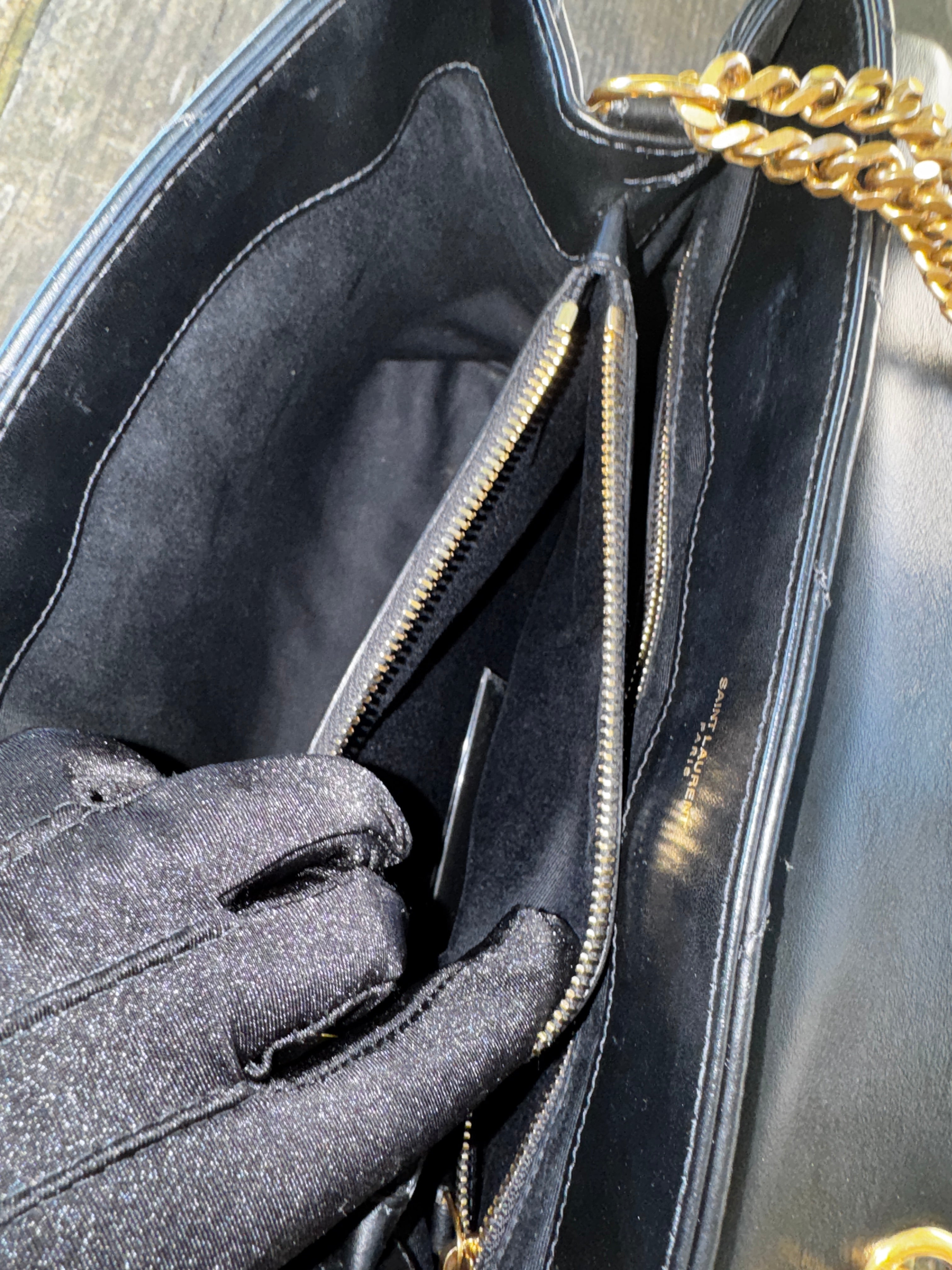 Saint Laurent Loulou Media in Pelle Matelassé - Nero