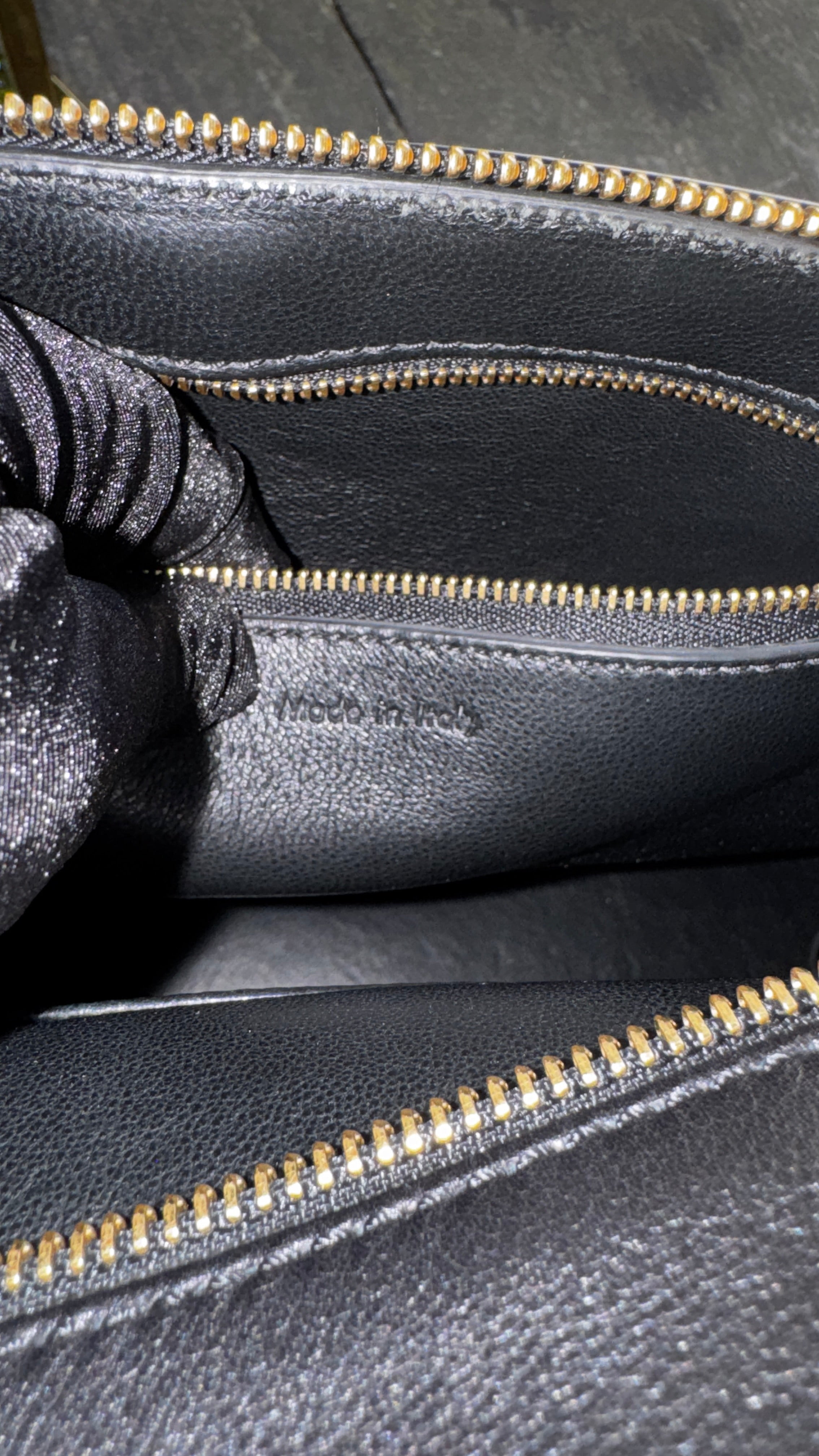 Céline Belt Bag in Pelle - Nero e Blu Notte