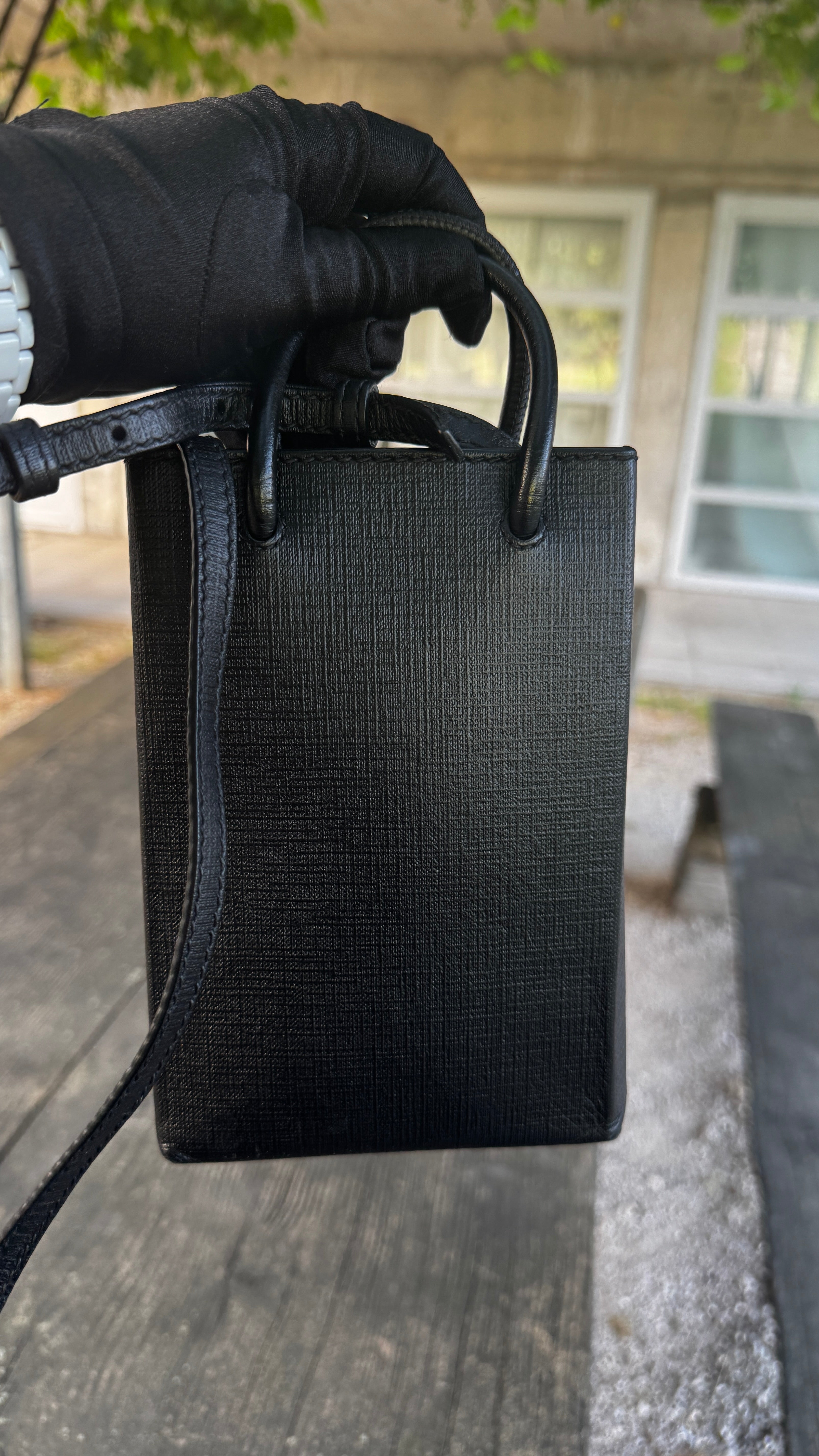 Balenciaga Phone Holder in Pelle - Nero