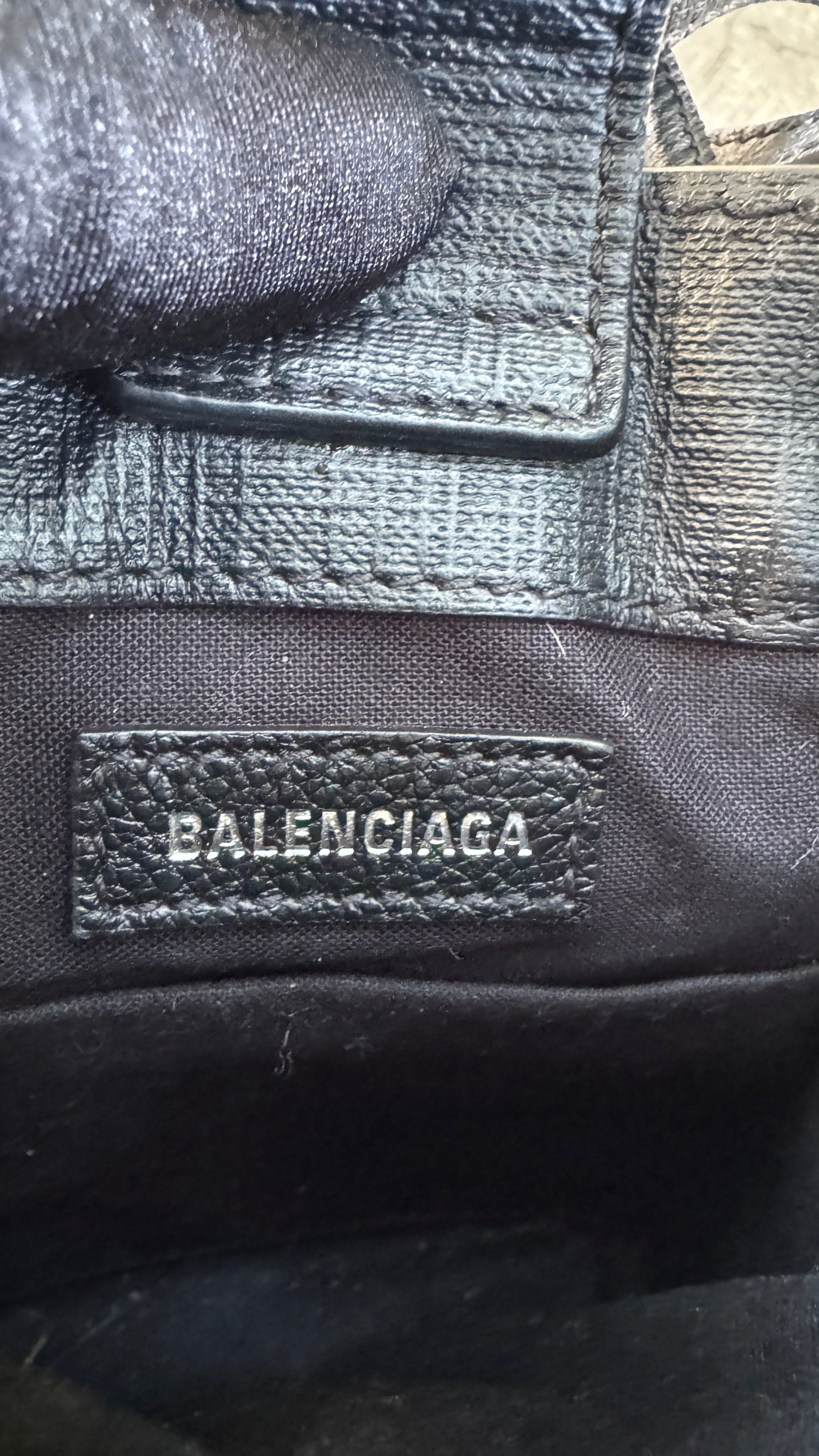 Balenciaga Phone Holder in Pelle - Nero