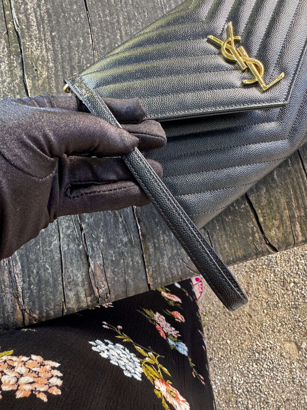 Saint Laurent Pochette Cassandre in Pelle Grain de Poudre - Nero