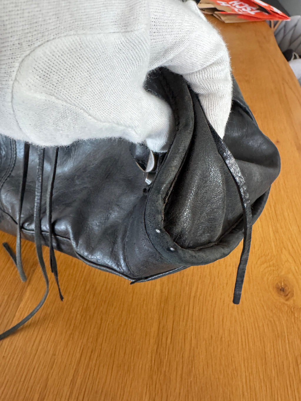 Balenciaga City Weekender in Pelle di Agnello Nera