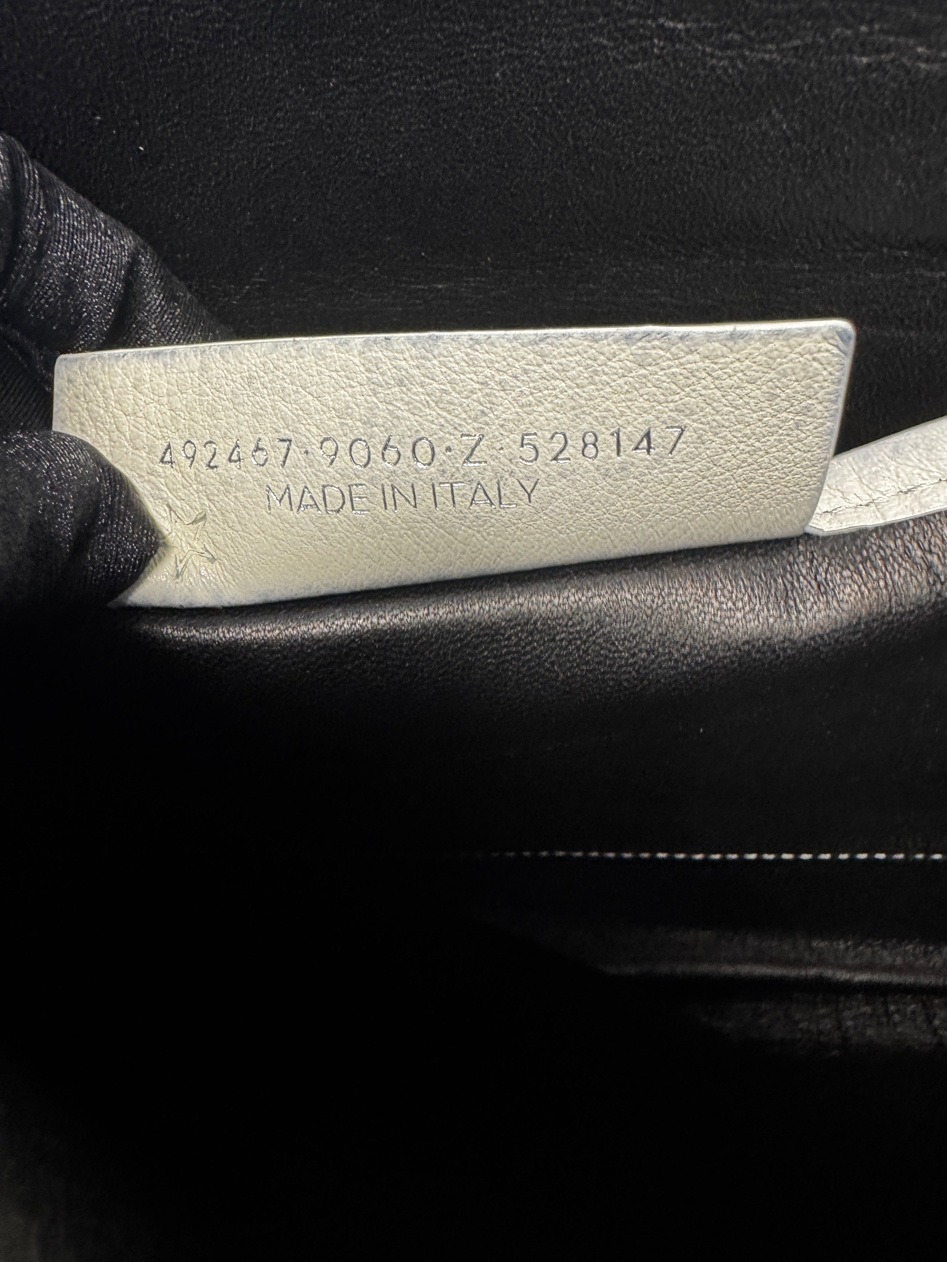 Balenciaga Pochette Everyday Medium in Pelle Bianca