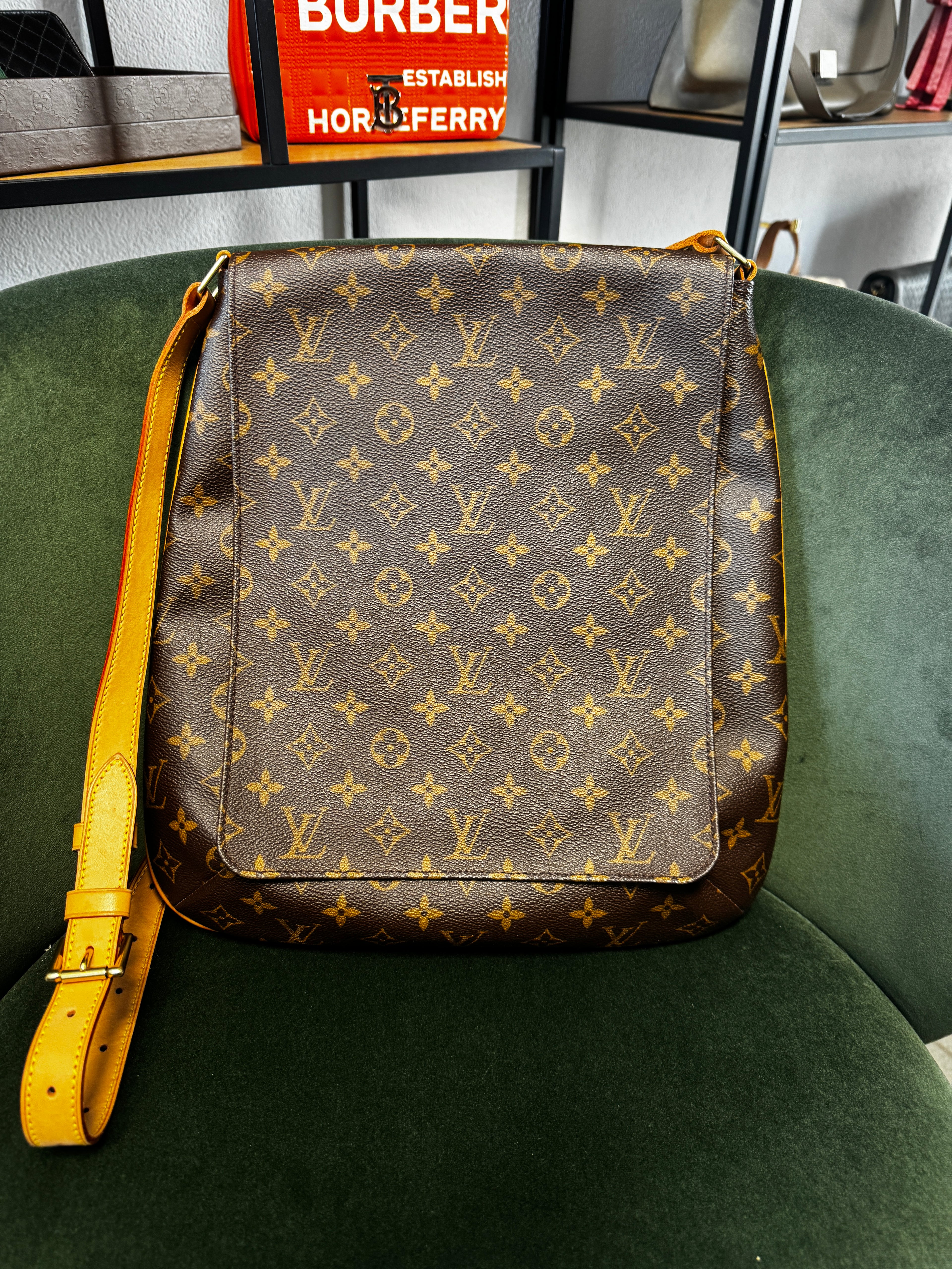 Louis Vuitton Musette Salsa GM in Tela Monogram
