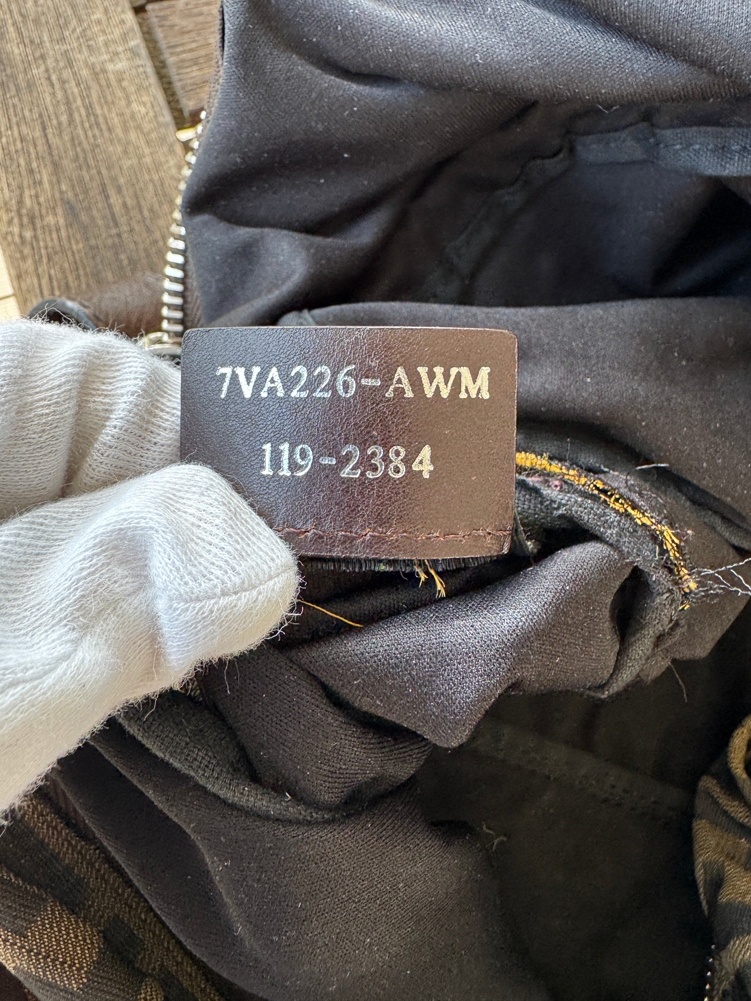 Fendi Borsa a Tracolla Messenger in Tessuto Zucca e Pelle