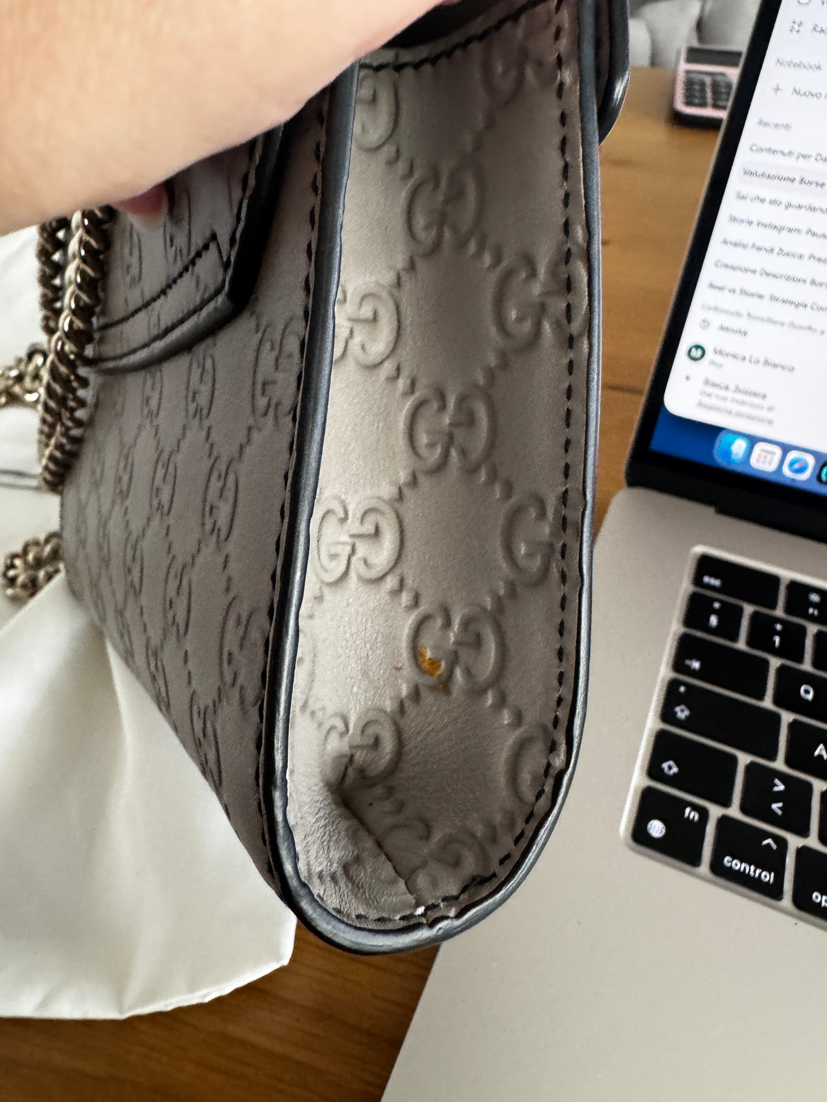 Gucci Borsa a Tracolla Emily Mini Chain in Pelle Guccissima - Grigio Taupe