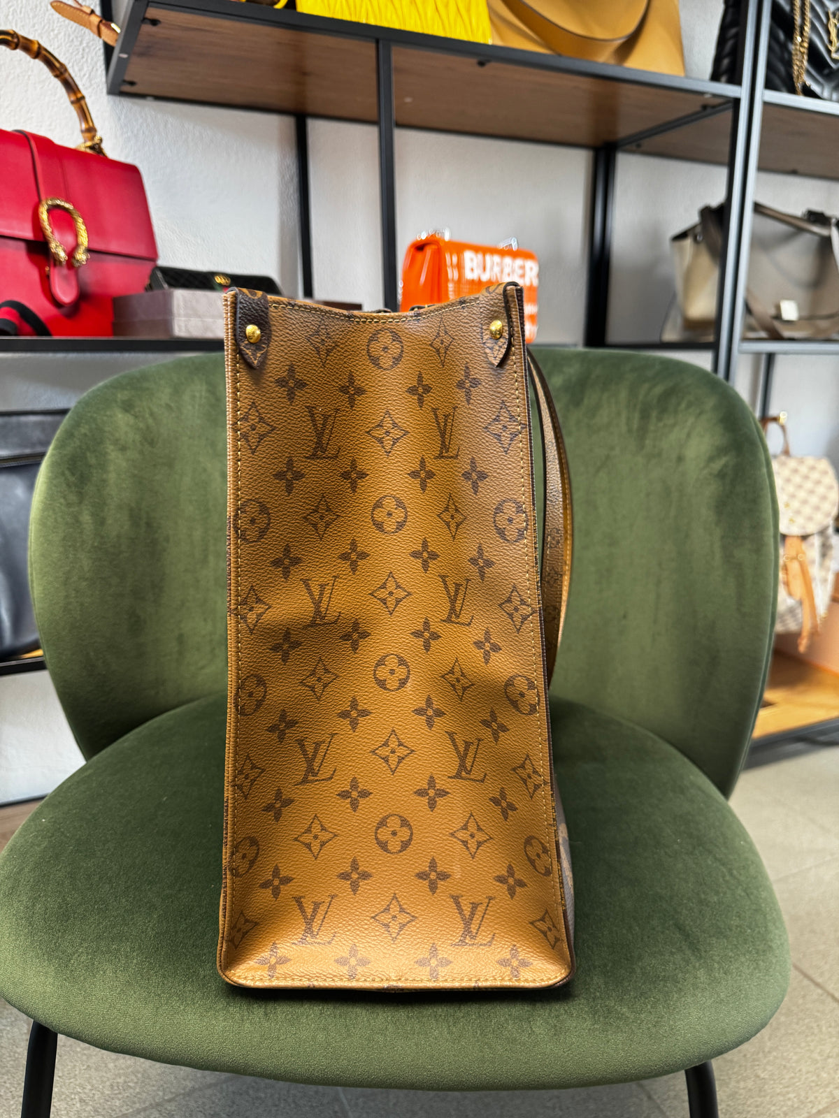 Louis Vuitton Tote Onthego GM in Tela Monogram e Monogram Reverse