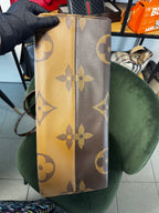 Louis Vuitton Tote Onthego GM in Tela Monogram e Monogram Reverse