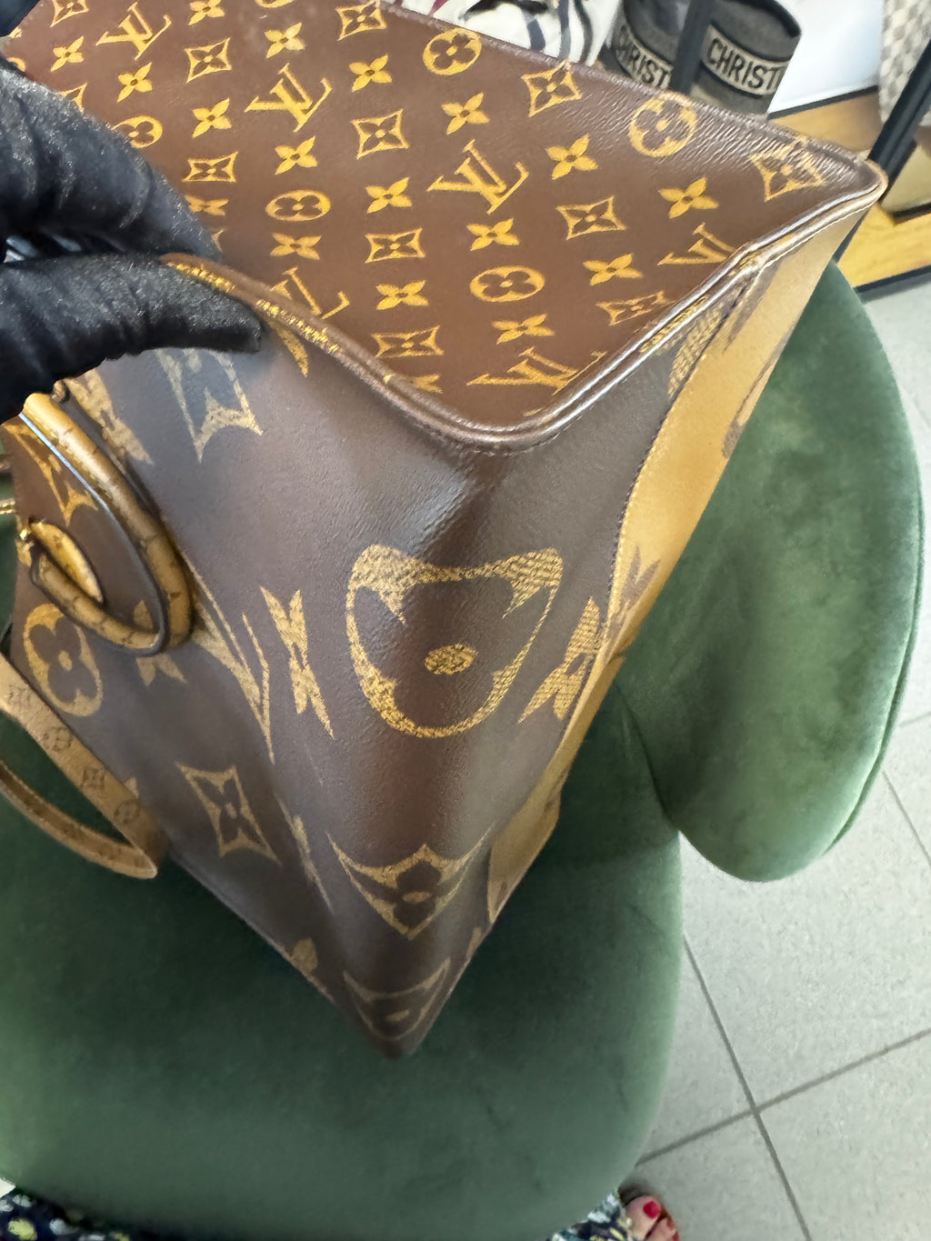 Louis Vuitton Tote Onthego GM in Tela Monogram e Monogram Reverse