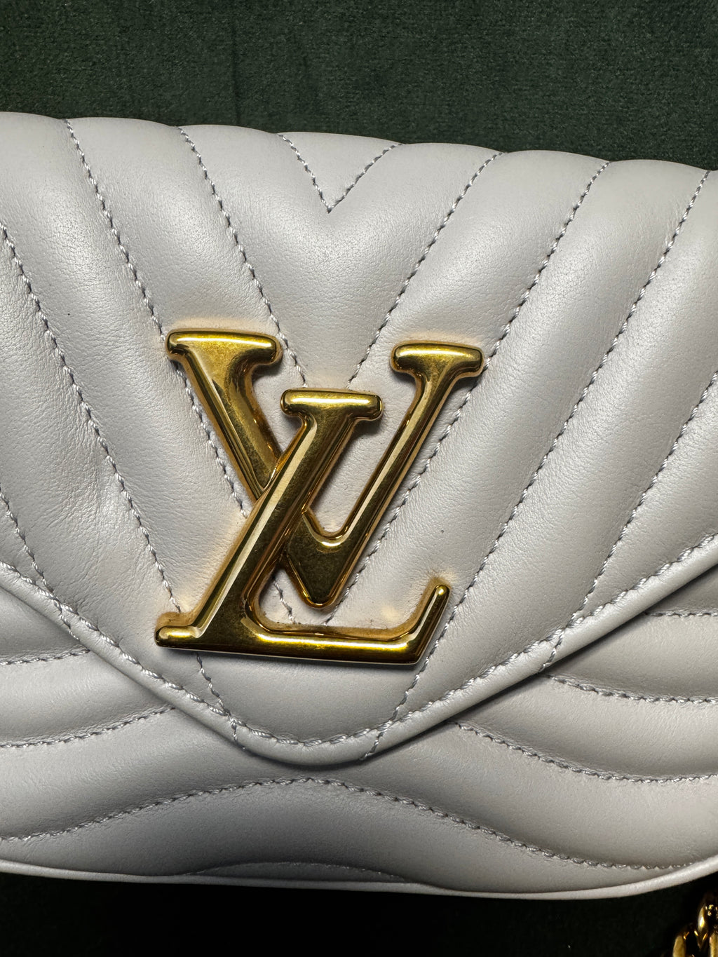 Louis Vuitton New Wave Multi Pochette in Pelle Trapuntata - Bianco Ghiaccio