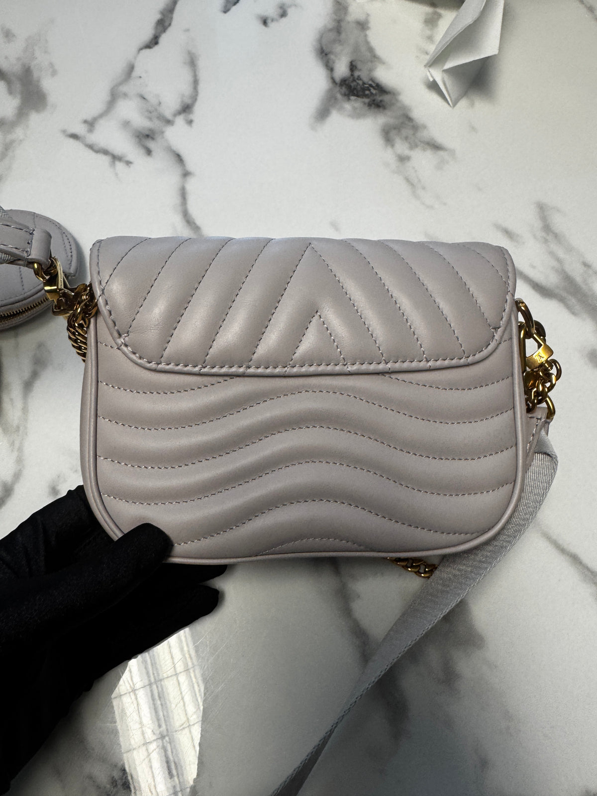 Louis Vuitton New Wave Multi Pochette in Pelle Trapuntata - Bianco Ghiaccio