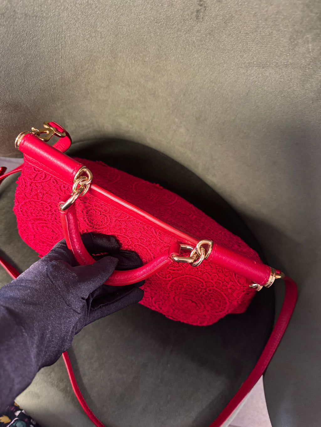 Dolce & Gabbana Miss Sicily Small in Pizzo e Pelle - Rosso Sicilia