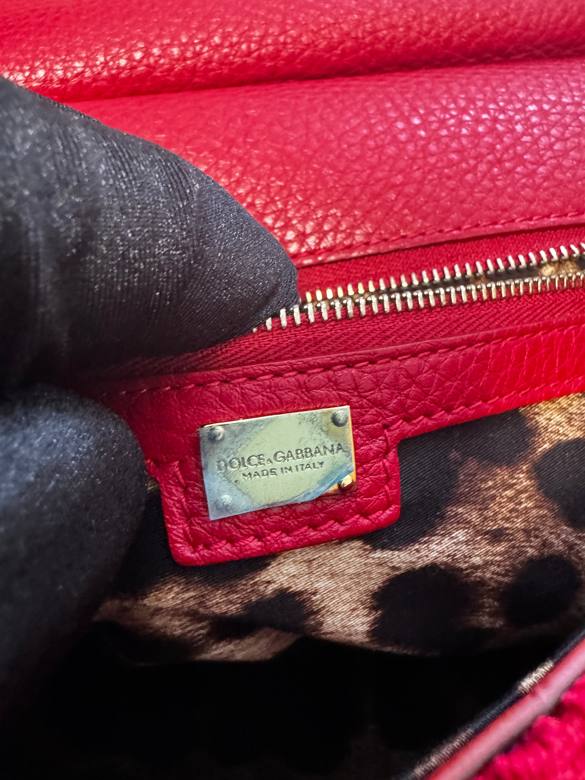 Dolce & Gabbana Miss Sicily Small in Pizzo e Pelle - Rosso Sicilia