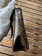 Louis Vuitton Pochette Accessoires in Tela Monogram