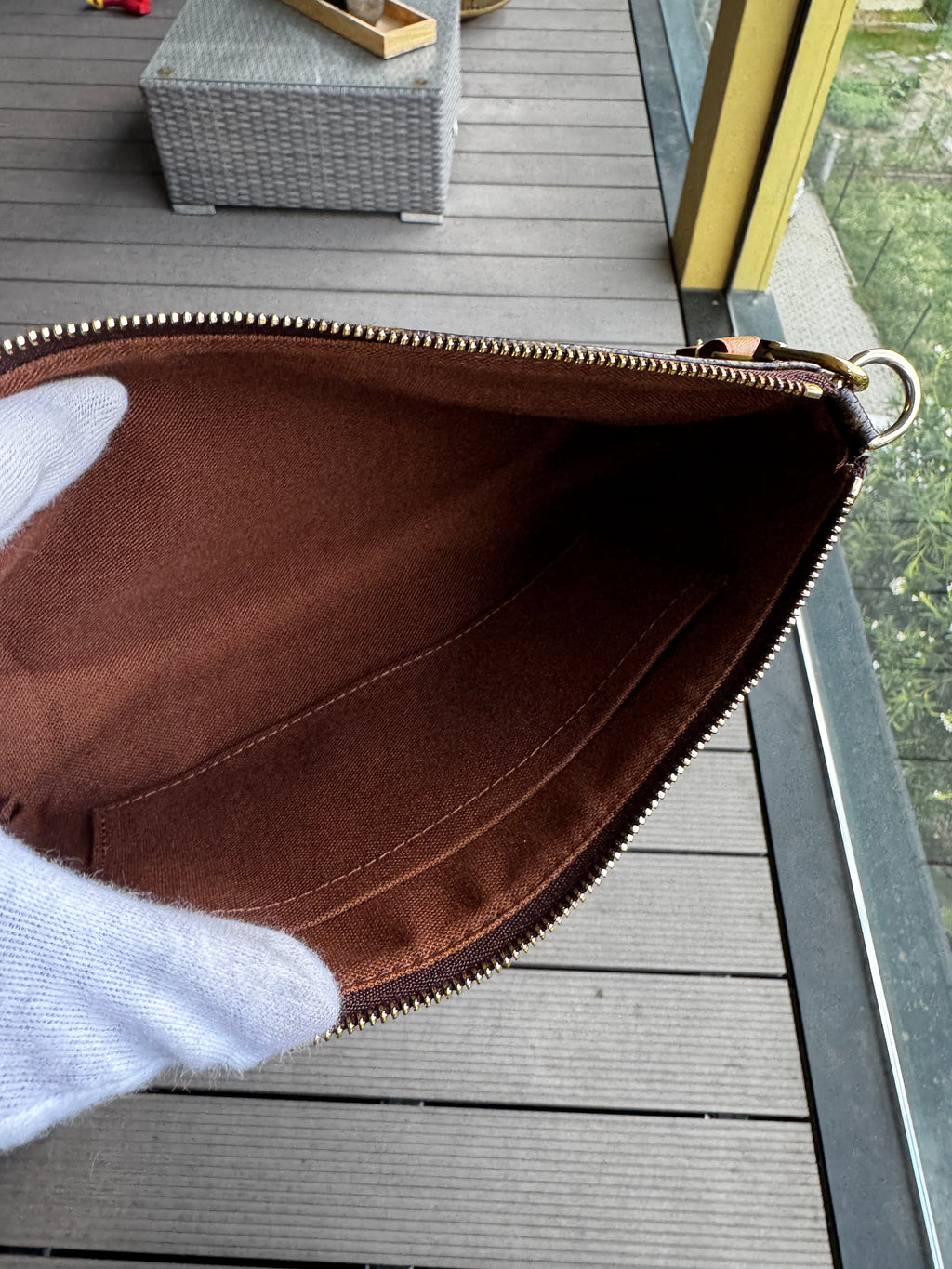 Louis Vuitton Pochette Accessoires in Tela Monogram