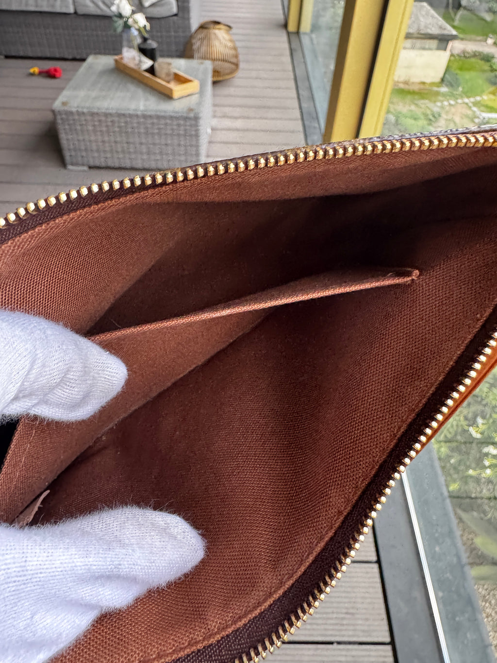 Louis Vuitton Pochette Accessoires in Tela Monogram