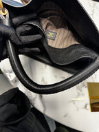 Louis Vuitton Artsy MM in Pelle Monogram Empreinte Noir