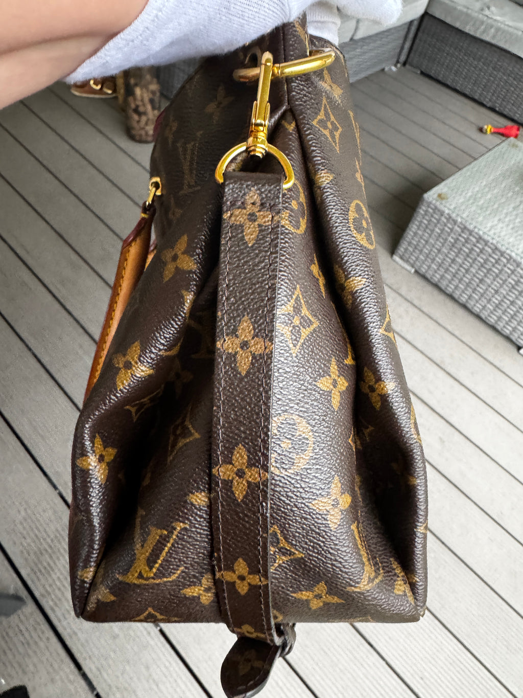 Louis Vuitton Pallas MM in Tela Monogram e Pelle di Vitello Aurore