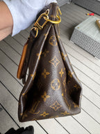Louis Vuitton Pallas MM in Tela Monogram e Pelle di Vitello Aurore