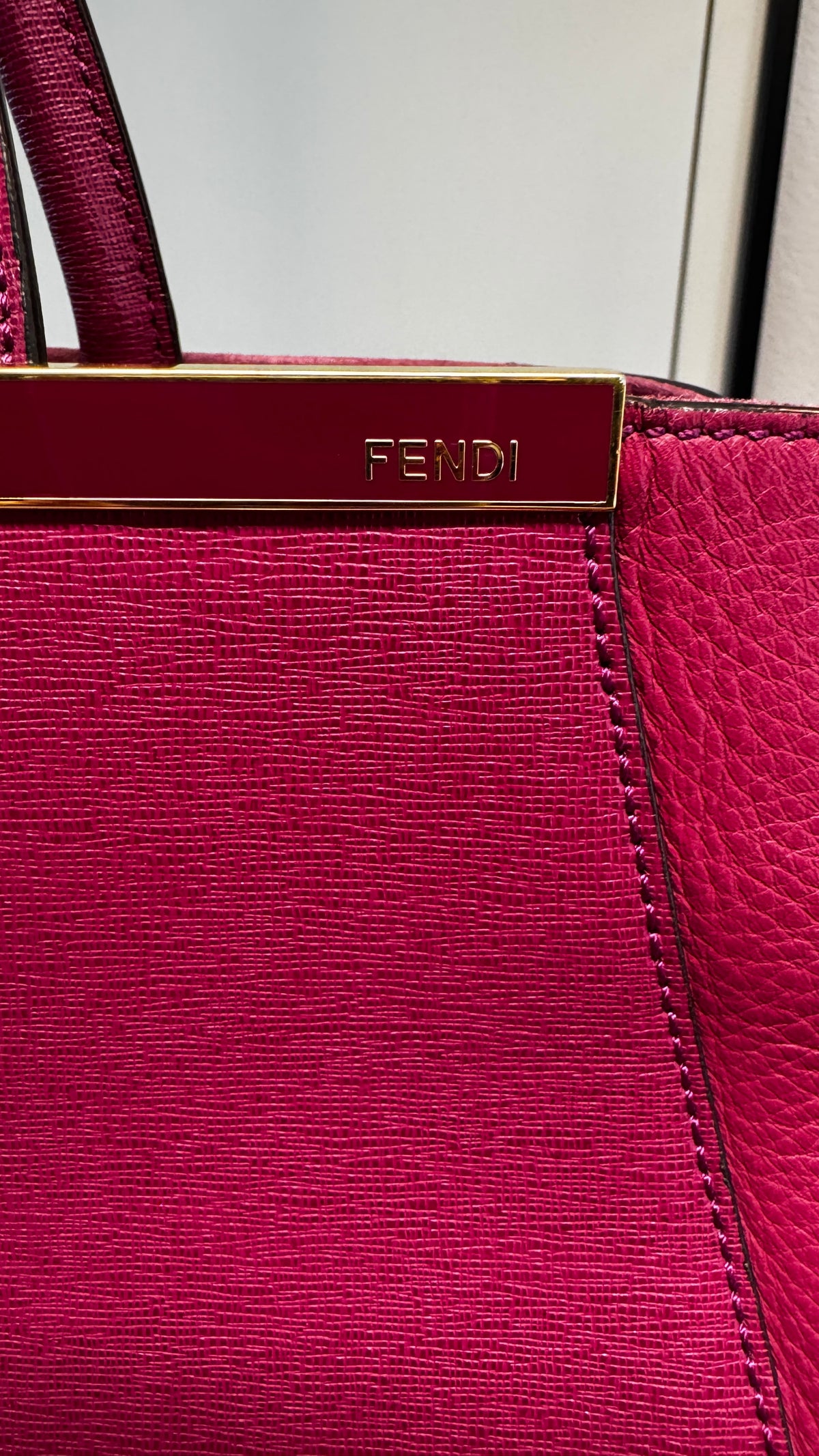 Fendi 2Jours Medium in Pelle Magenta