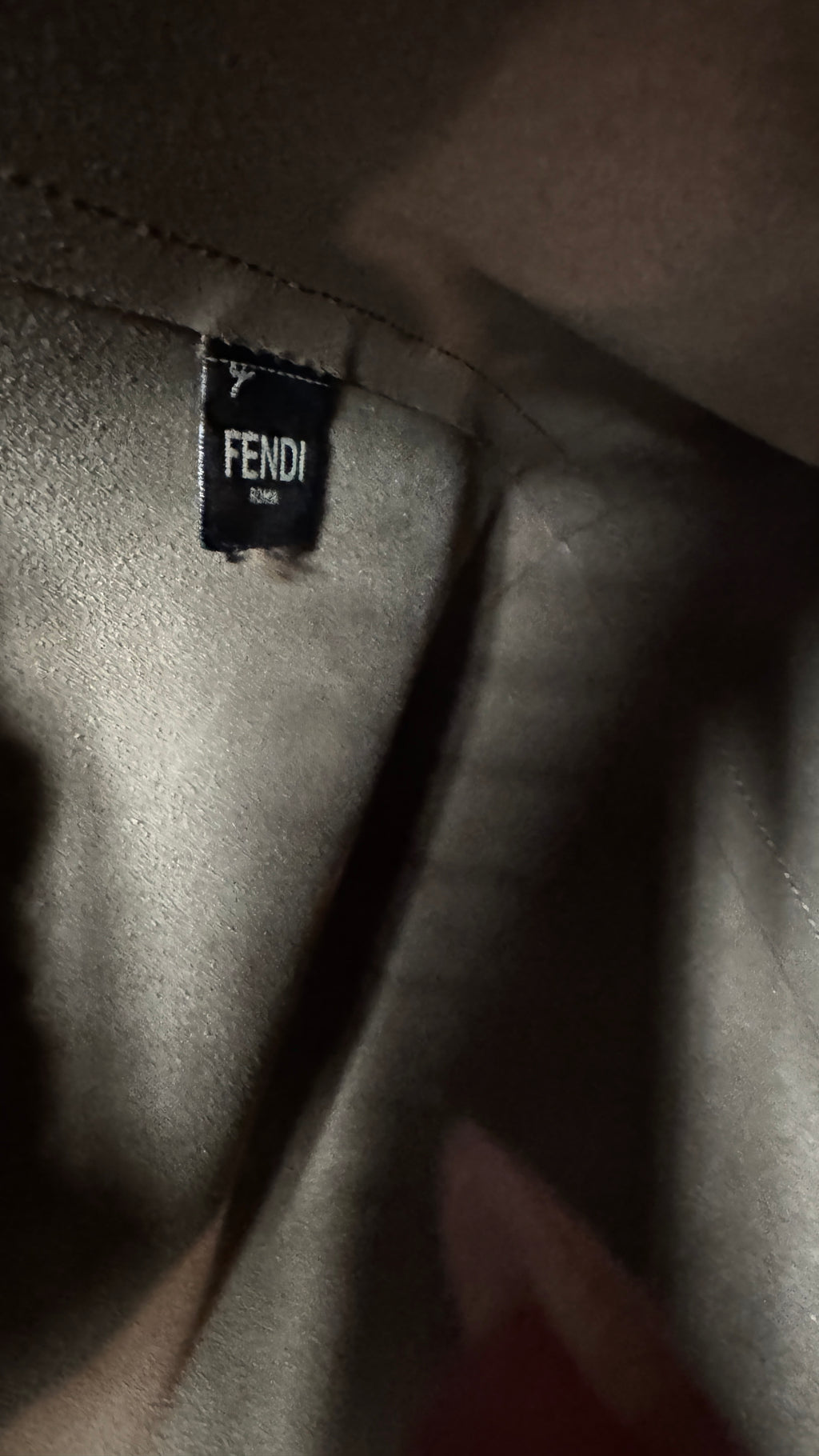 Fendi Shopper Vienna in Pelle con Logo F e Pochette - Rosso