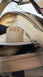 Burberry Borsa Hobo in Canvas Mega Check con Finiture in Pelle Beige