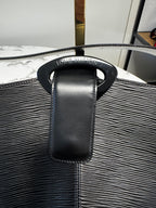 Louis Vuitton Reverie in Pelle Epi Noir (Vintage 1999)