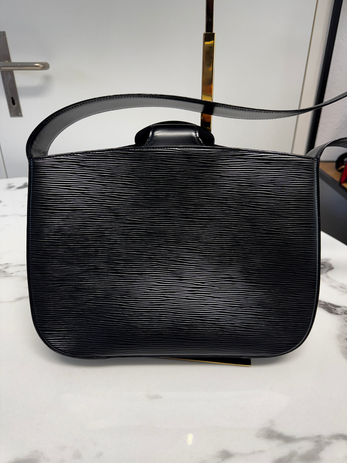 Louis Vuitton Reverie in Pelle Epi Noir (Vintage 1999)