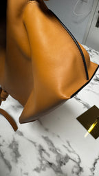 Loewe Flamenco Clutch 30 cm in Nappa di Vitello Warm Desert / Cuoio