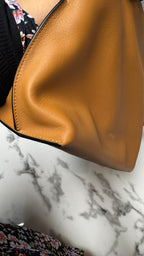 Loewe Flamenco Clutch 30 cm in Nappa di Vitello Warm Desert / Cuoio