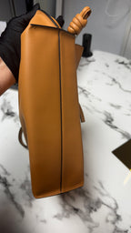 Loewe Flamenco Clutch 30 cm in Nappa di Vitello Warm Desert / Cuoio