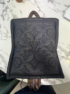 Louis Vuitton Zaino "Pillow" Monogram in Nylon Riciclato Econyl - Nero