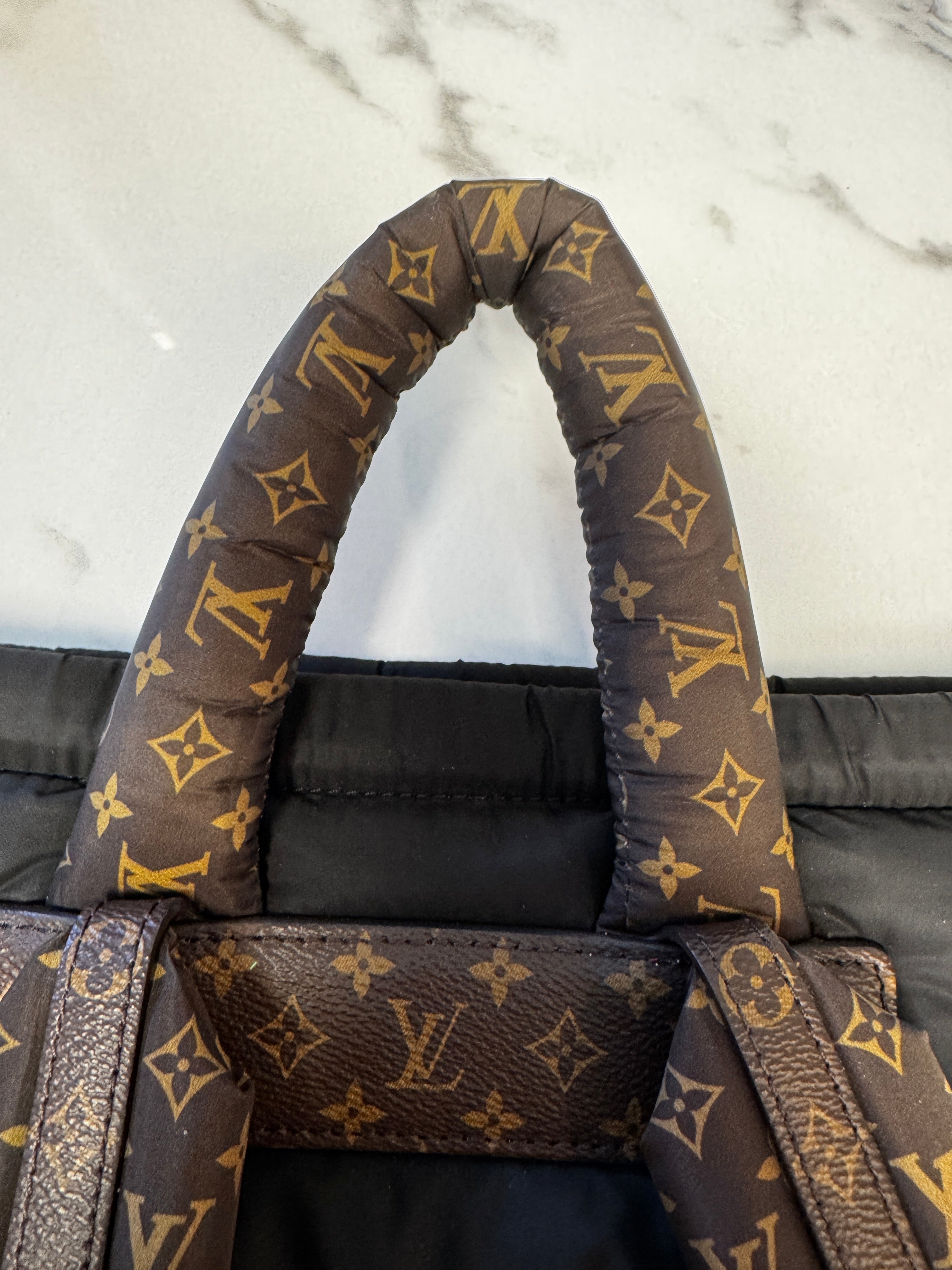 Louis Vuitton Zaino "Pillow" Monogram in Nylon Riciclato Econyl - Nero