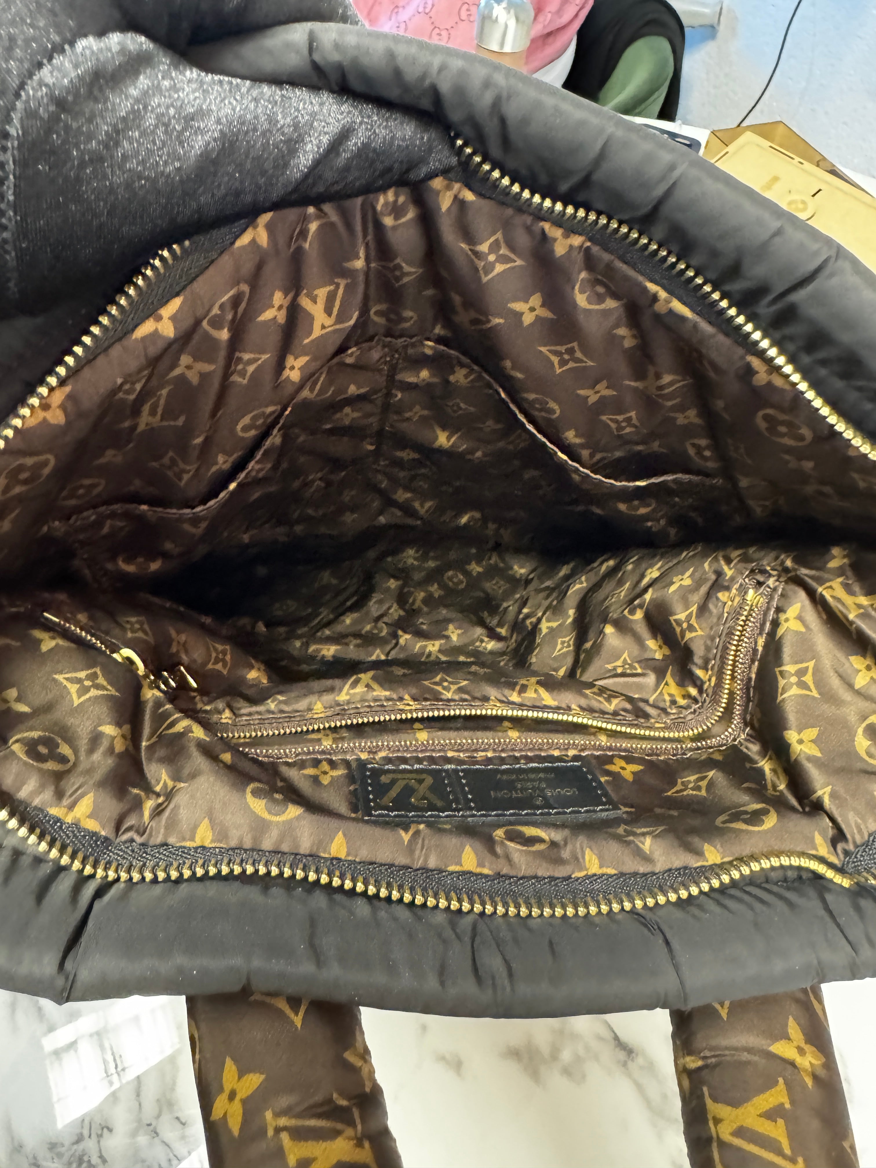 Louis Vuitton Zaino "Pillow" Monogram in Nylon Riciclato Econyl - Nero