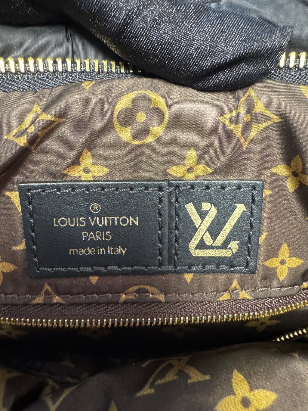 Louis Vuitton Zaino "Pillow" Monogram in Nylon Riciclato Econyl - Nero