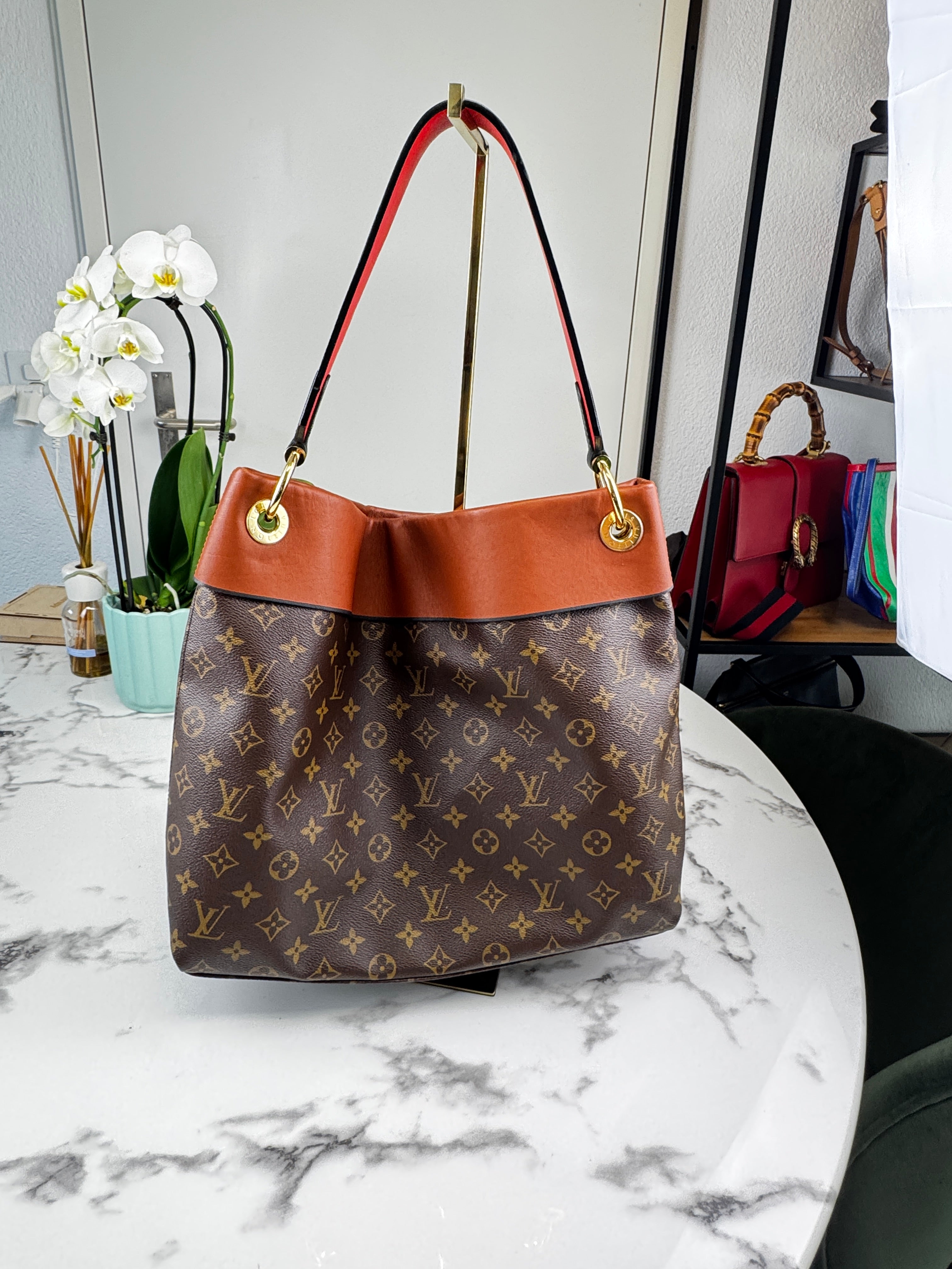 Louis Vuitton Tuileries Hobo
