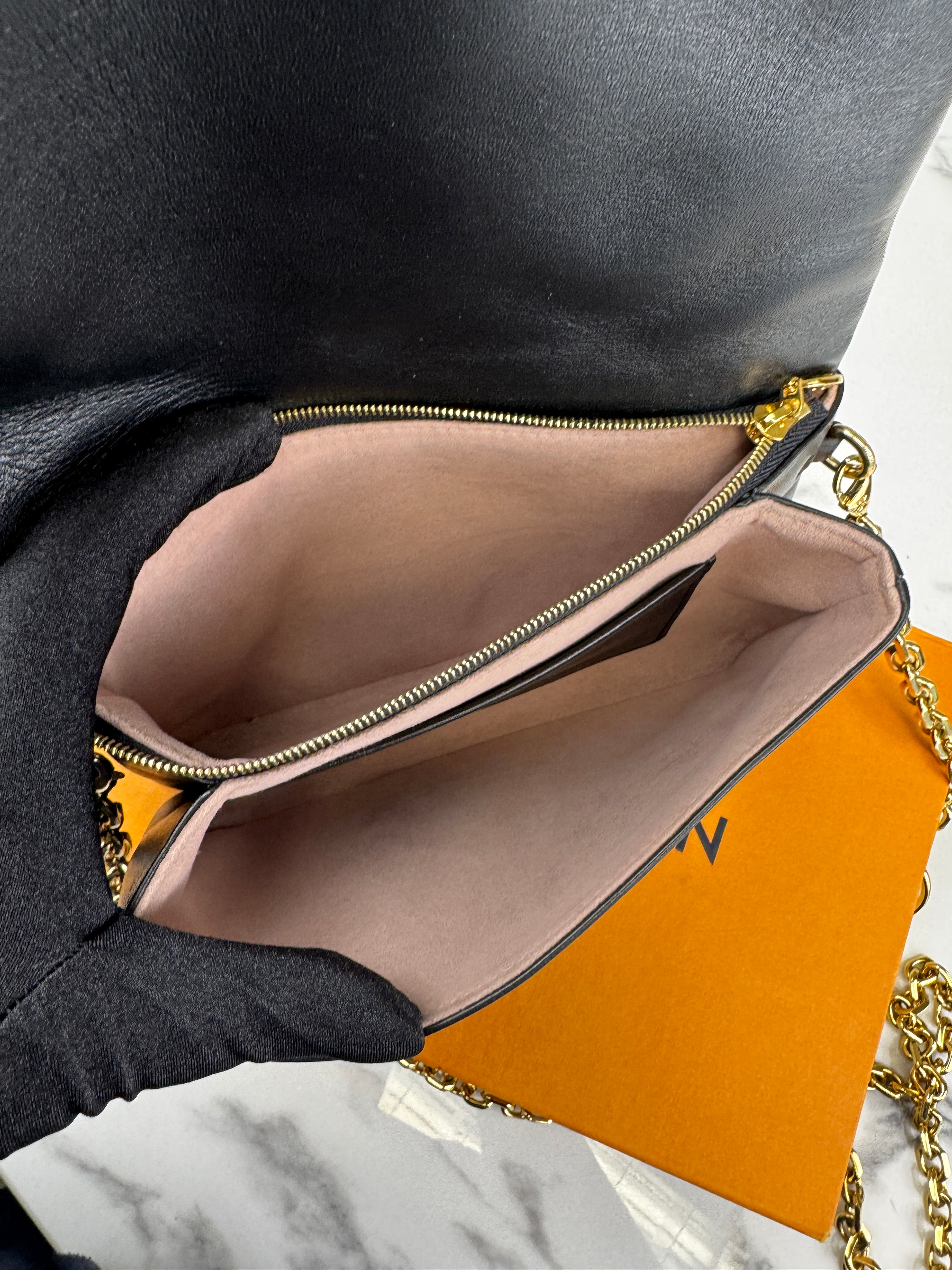 Louis Vuitton Pochette Coussin