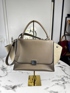 Céline Trapèze Taupe