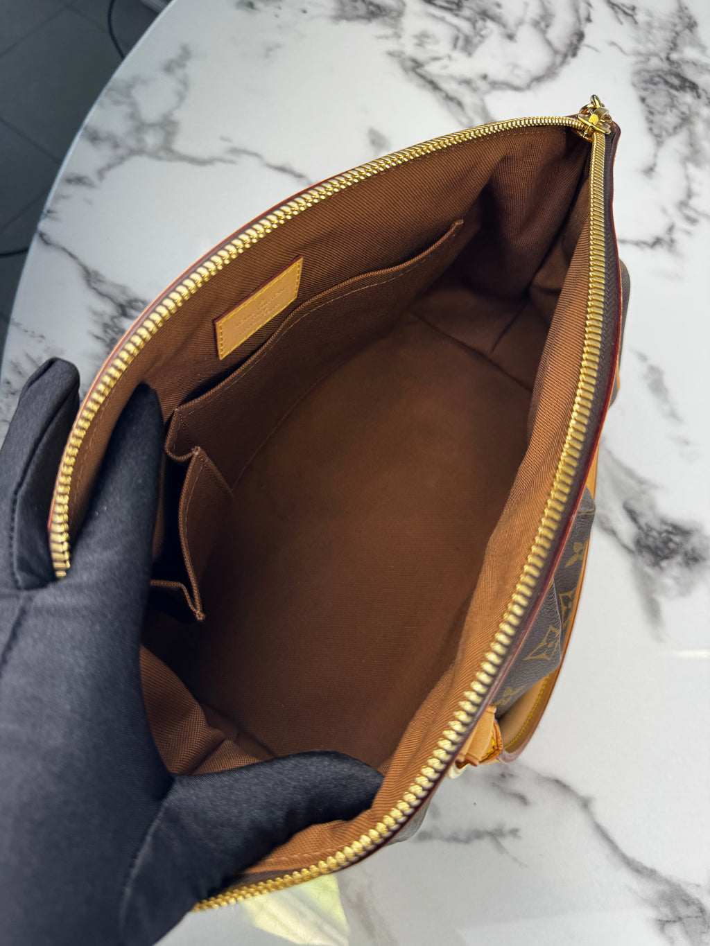 Louis Vuitton Tivoli PM