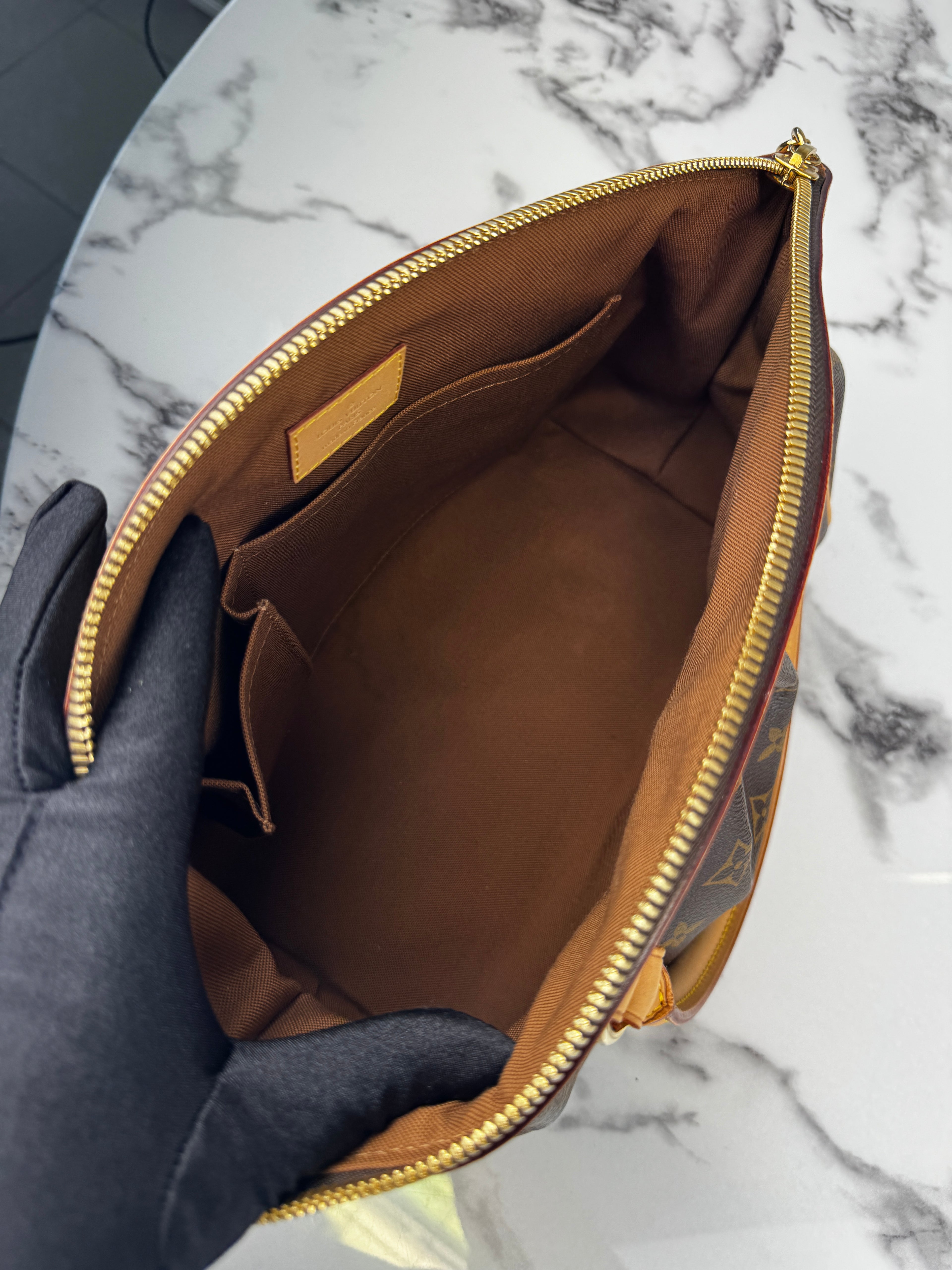 Louis Vuitton Tivoli PM
