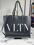 Valentino Garavani Rockstud Shopper