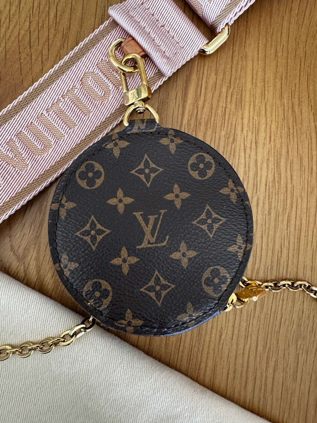 Louis Vuitton Multi Pochette Accessoires