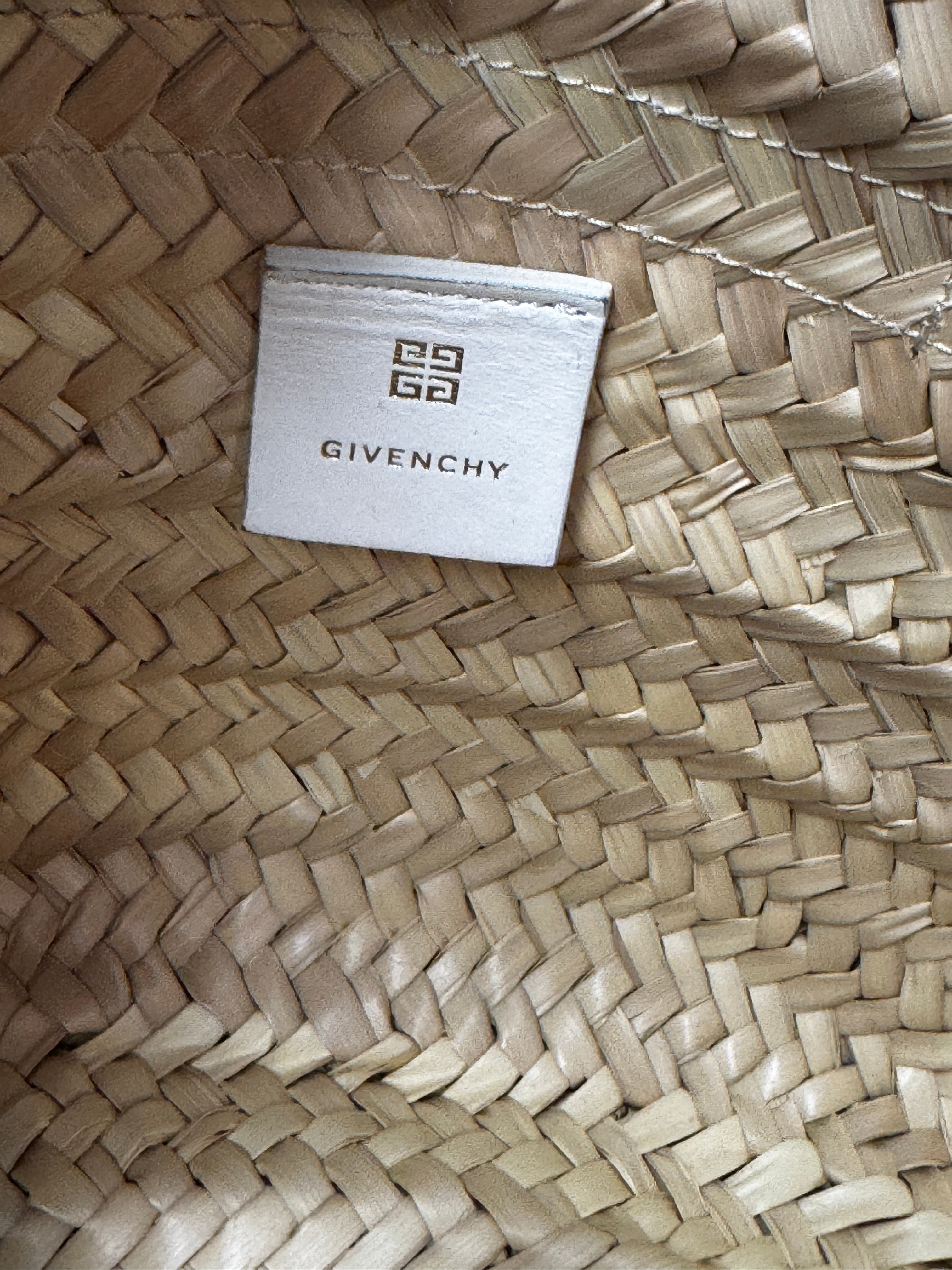 Givenchy Voyou Basket Small in Paglia e Pelle - Off-White