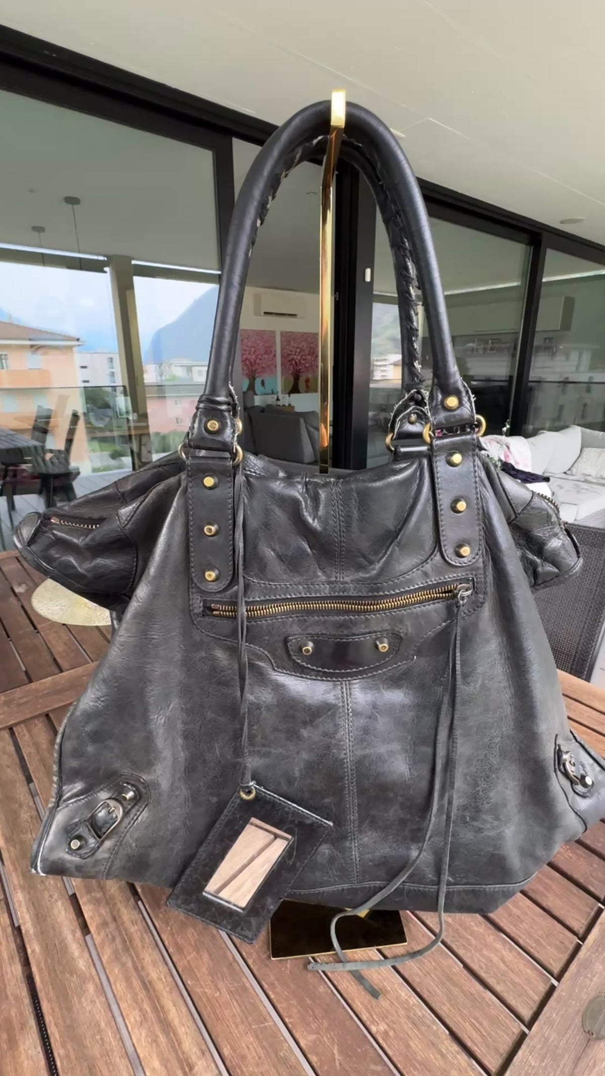 Balenciaga City Weekender in Pelle di Agnello Nera