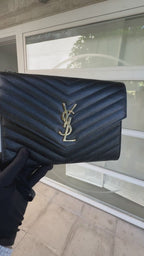 Saint Laurent Pochette Cassandre in Pelle Grain de Poudre - Nero